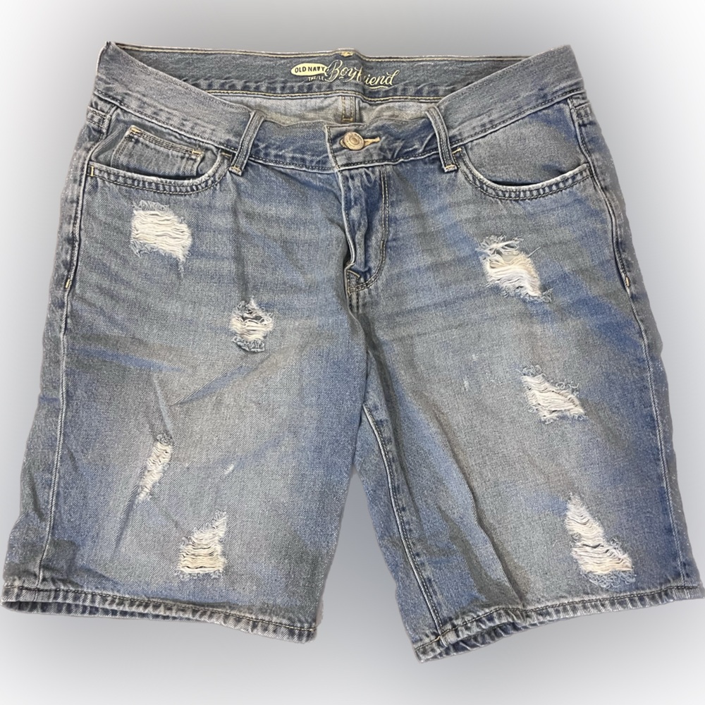 Old Navy 8 1/2 inch Boyfriend Short- Size 4
